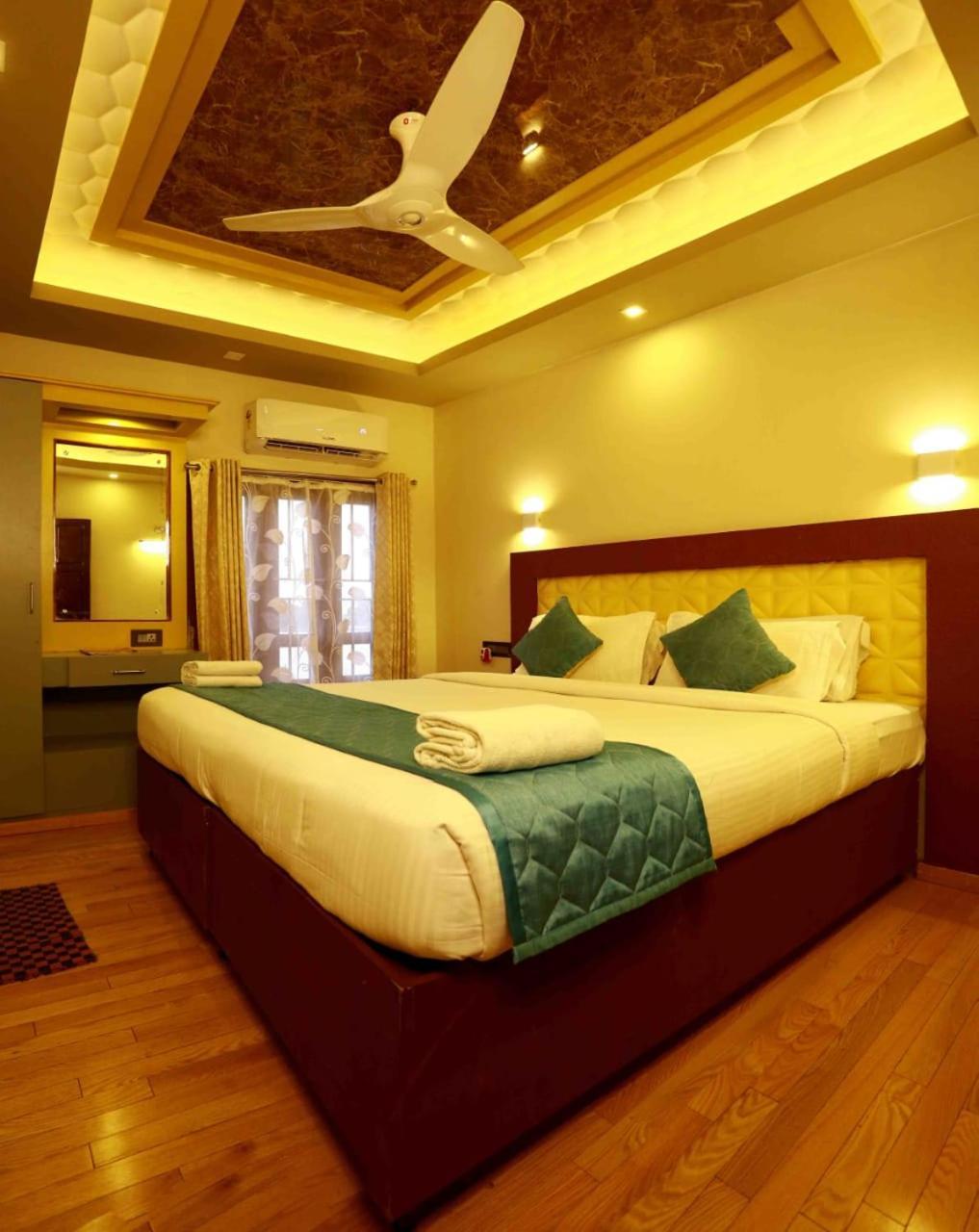 Cosy Premium Houseboats Alappuzha Exterior foto