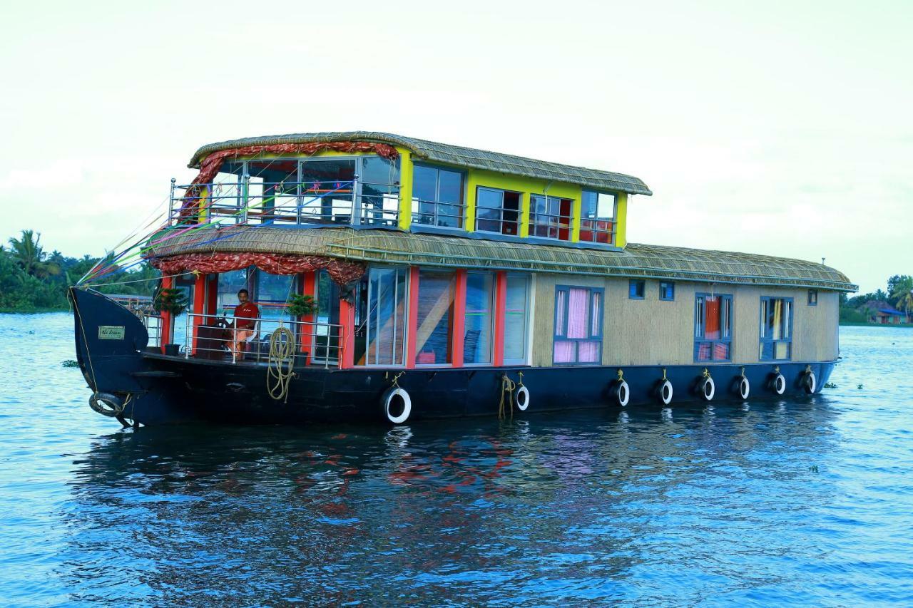Cosy Premium Houseboats Alappuzha Exterior foto