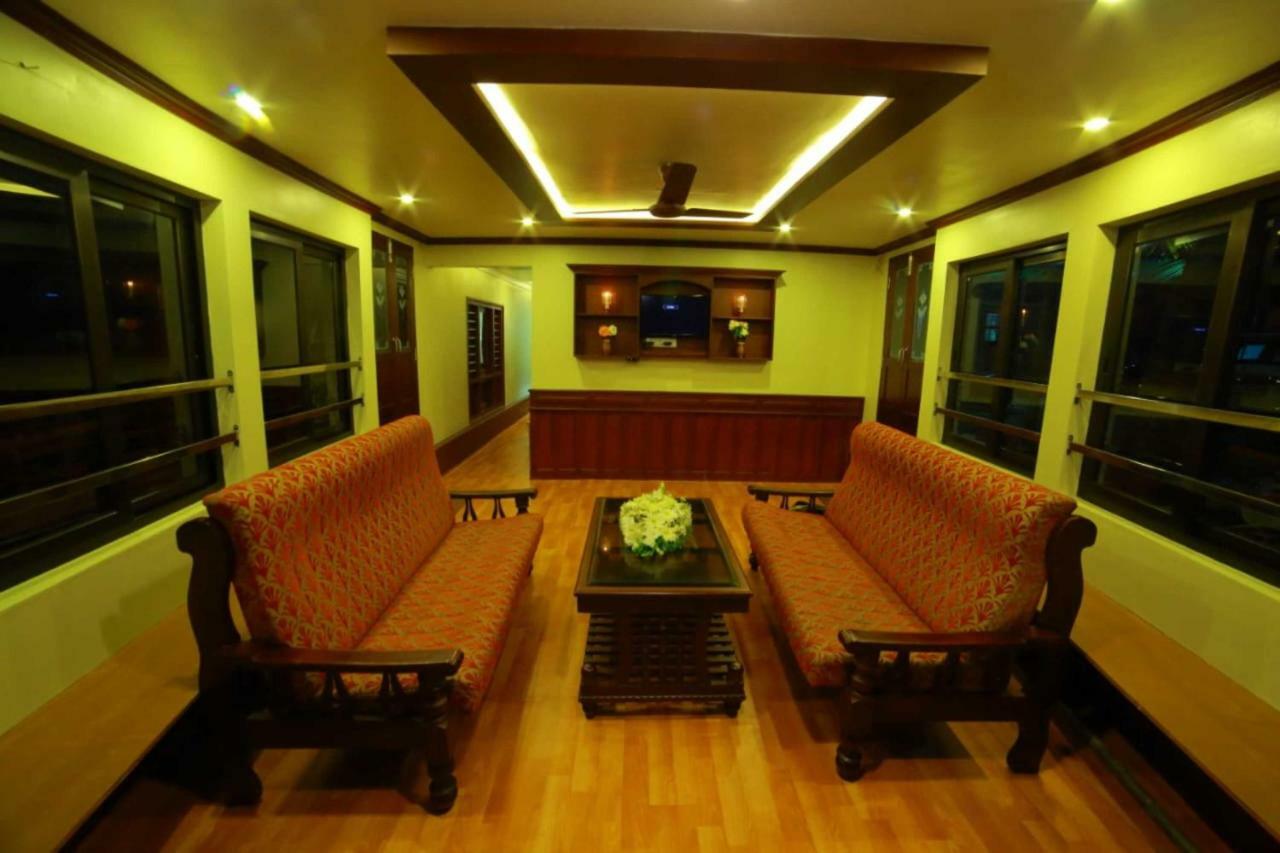 Cosy Premium Houseboats Alappuzha Exterior foto